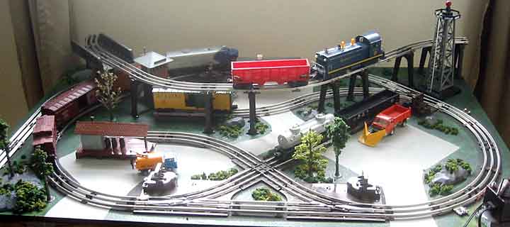 M-J's O scale table