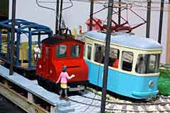 G-scale trolley